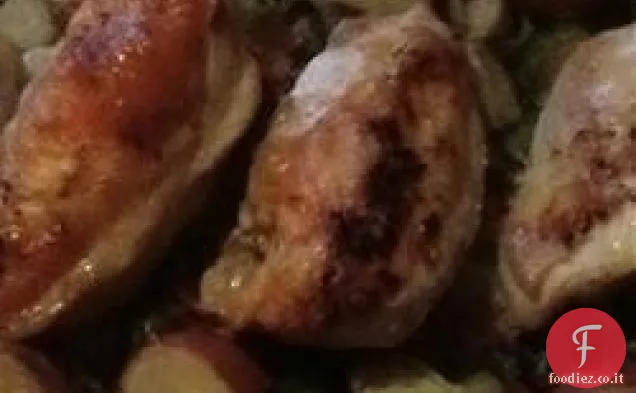 Pollo arrosto in padella con cavoletti di Bruxelles e patate al limone e aglio