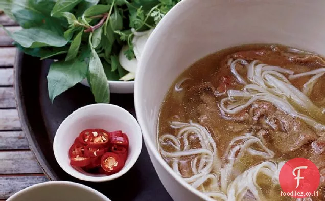 Pho di manzo speziato con olio di sesamo-Cile