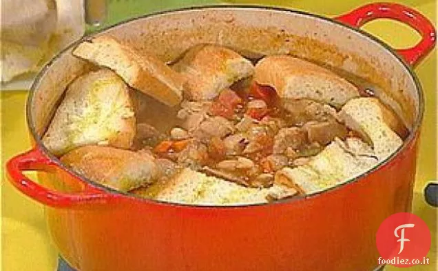 Pentola rustica di carne e fagioli