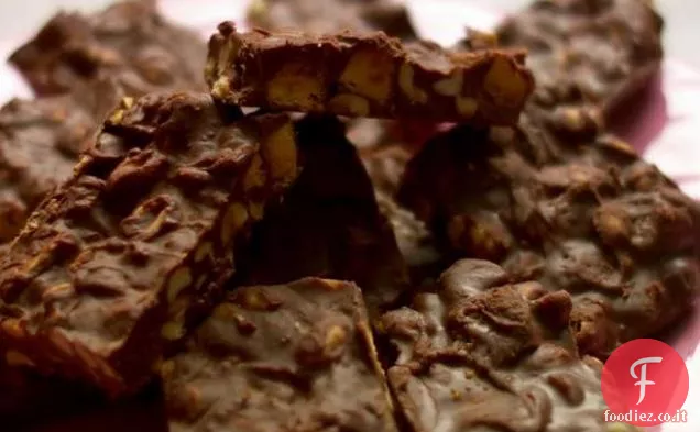 Barrette di noci croccanti dolci e salate