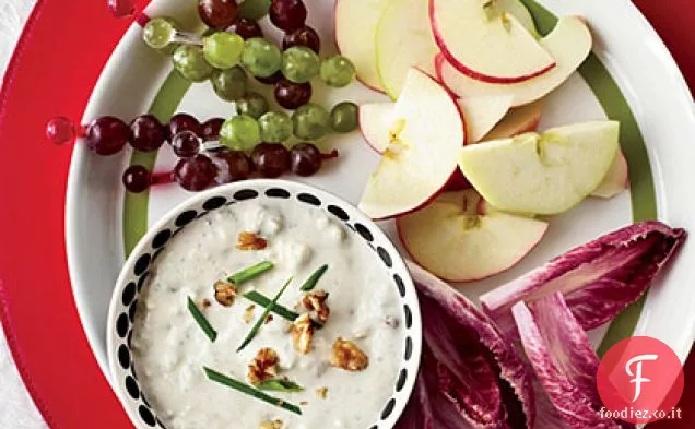 Salsa di formaggio blu e noci con Crudités Waldorf