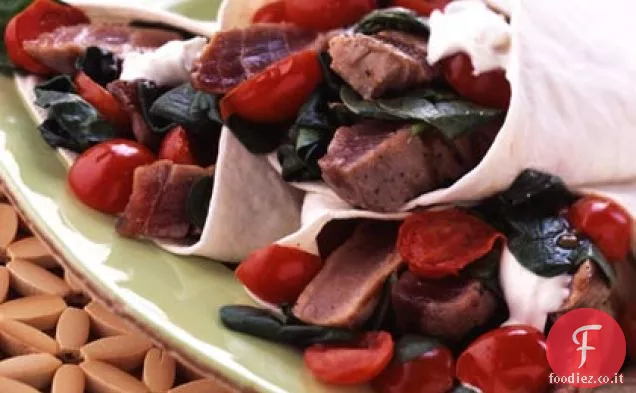 Tacos di tonno, formaggio di capra e spinaci