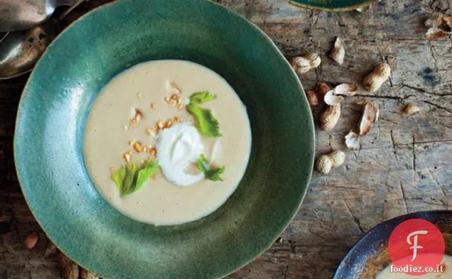 Zuppa di arachidi arrosto con miele Panna montata