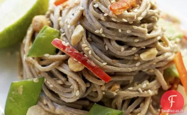 Tagliatelle piccanti di arachidi Soba
