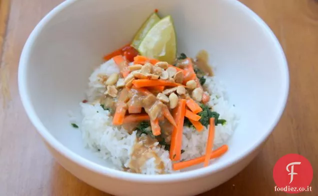 Ciotola di riso di arachidi per uno