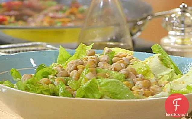 Insalata con Ceci Tostati e Vinaigrette alle Olive