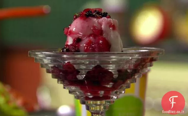 Molto Berry Smash con meringhe e sorbetto o gelato