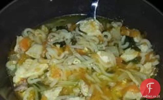 Zuppa di spaghetti di pollo orientale di Angela