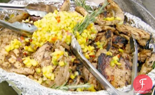 Leone di maiale alla griglia con aglio Rosmarino Marinata