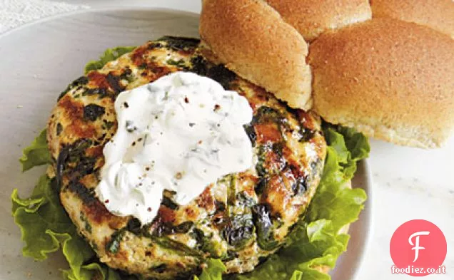 Hamburger di tacchino alla griglia con formaggio di capra