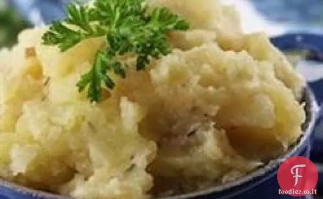 Yukon oro purè di patate con scalogno arrosto