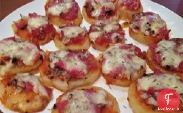 Fette di pizza di patate arrosto