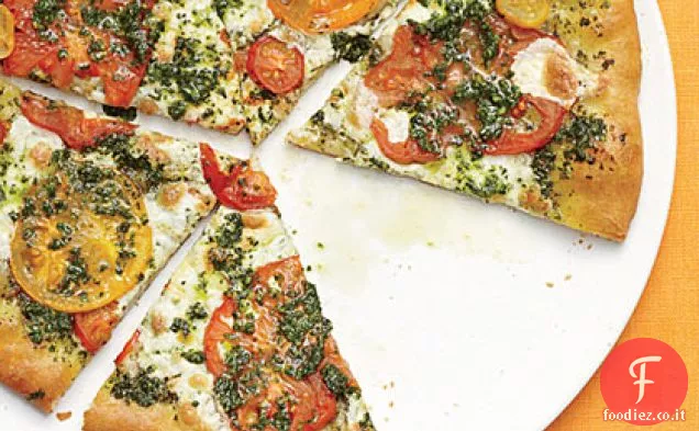 Mozzarella fresca, pomodoro cimelio e pizza al basilico