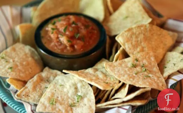 Tortilla Chips di lime e salsa arrostita