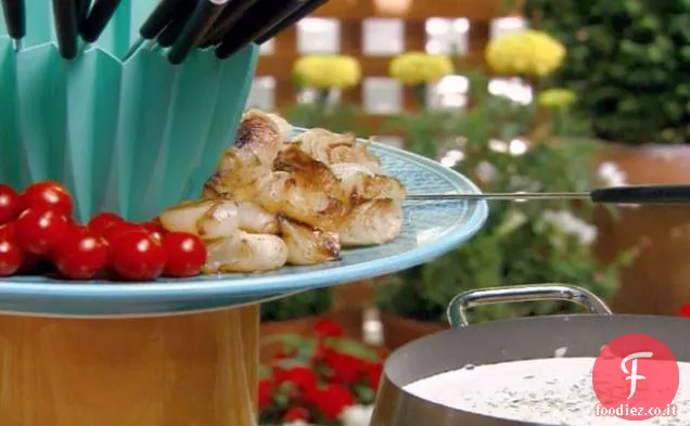 Fonduta di Formaggi Erborinati con Pomodorini e Cipollini Arrostiti