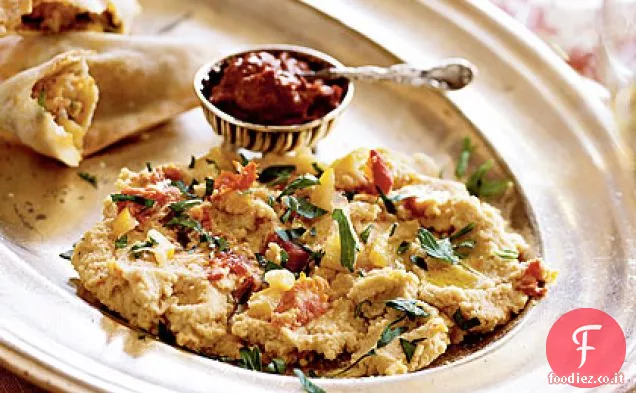 Hummus con Limone conservato e pomodori secchi