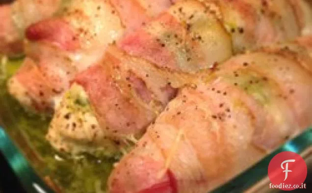 Pancetta avvolto Pesto di pollo