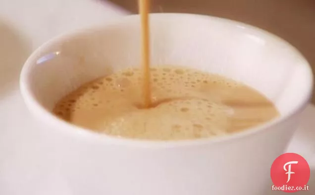 Caffè espresso con panna montata alla vaniglia