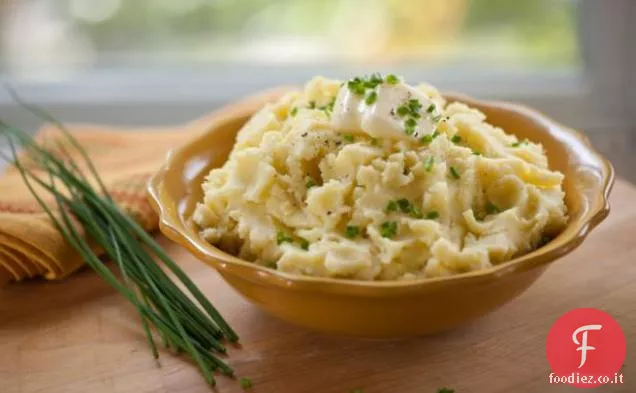 Purè di patate con erba cipollina e aglio