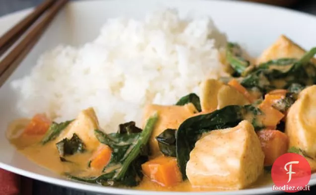 Stufato di pesce al curry rosso tailandese