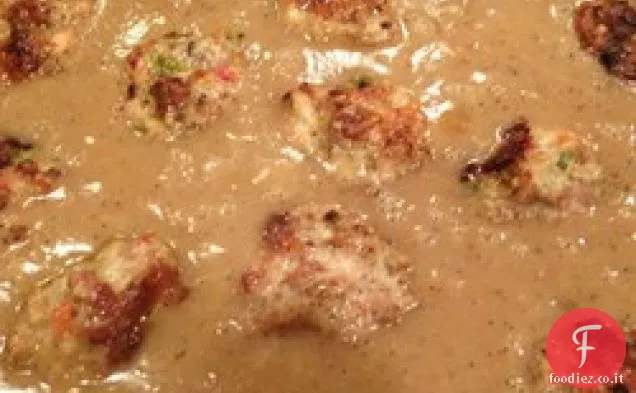 Polpette di pollo con sugo e riso