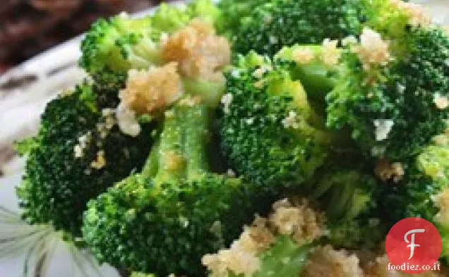 Broccoli con briciole burrose