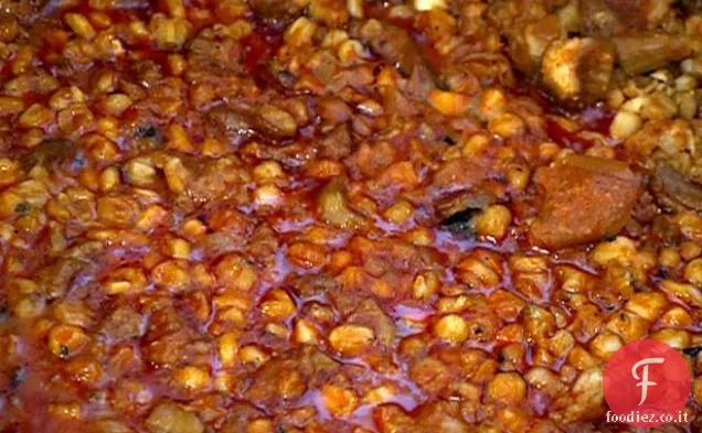 Trippa di manzo e Hominy stufato: Posole