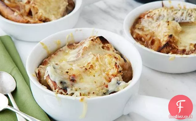 Zuppa di cipolle francese