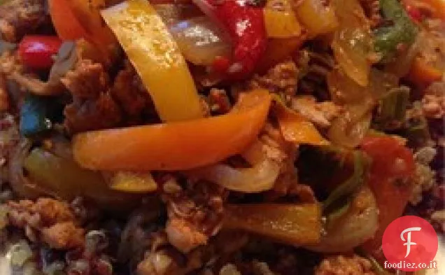 Chorizo di pollo su Quinoa con peperoni