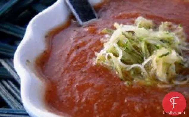 Zuppa di zucchine al pomodoro fresco