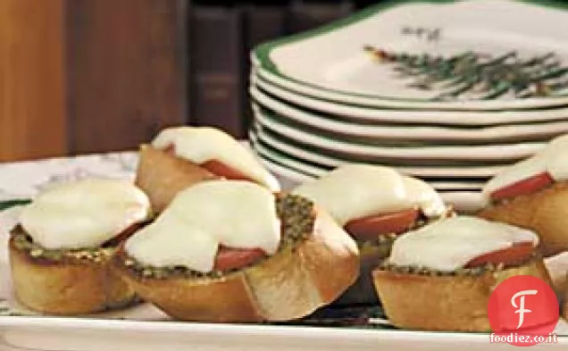 Crostini al Pesto