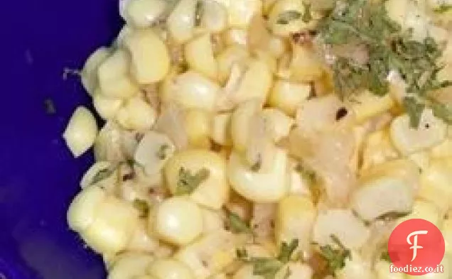 Insalata di mais caldo
