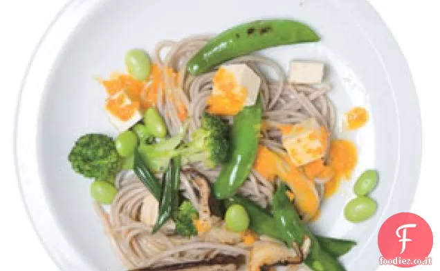 Insalata di noodle Udon