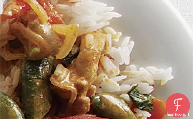 Curry rosso tailandese con pollo e verdure