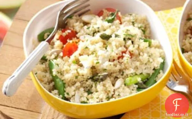 Insalata di quinoa da giardino