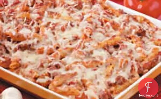 Casseruola di salsiccia di melanzane