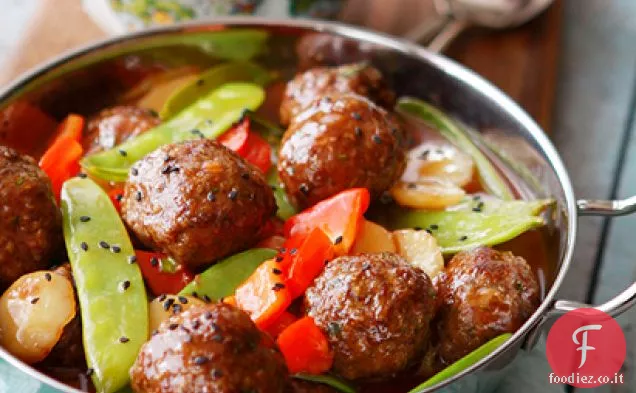 Polpette asiatiche in agrodolce con verdure