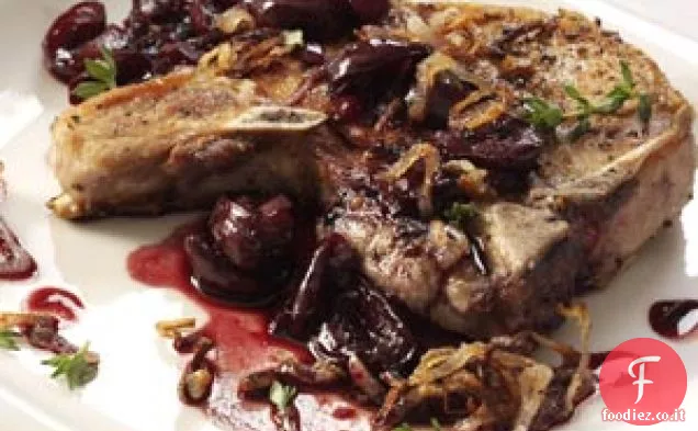 Braciole di maiale con salsa di ciliegie