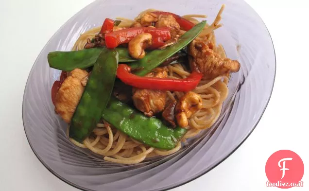 Anacardio pollo Stir Fry