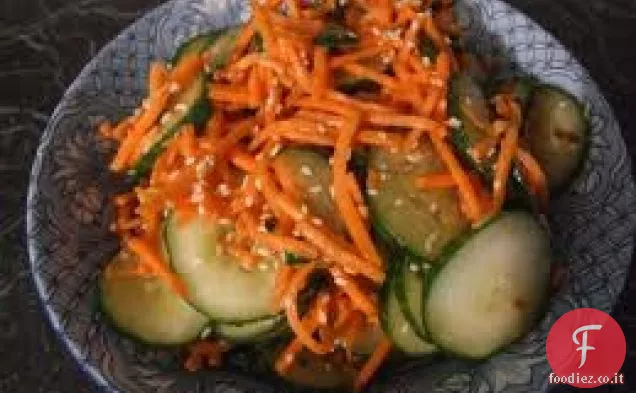 Insalata di verdure asiatica