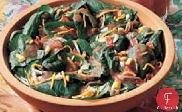 Insalata di spinaci con condimento al rabarbaro