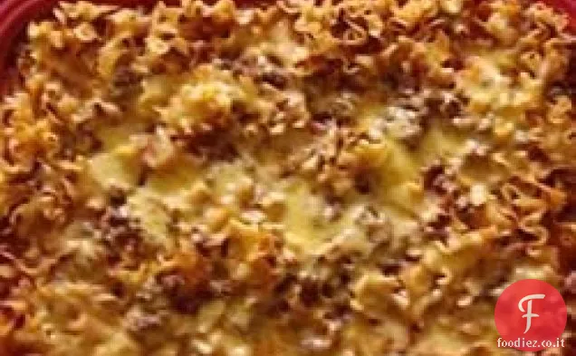 Casseruola di peperoncino con tagliatelle all'uovo