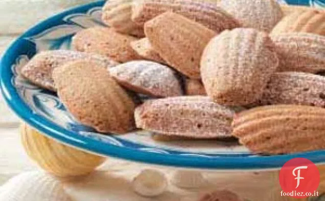 Biscotti alla Madeleine alla nocciola