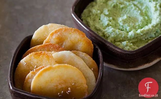 Edamame Dip con Crakers di riso giapponesi fatti in casa (senbei)