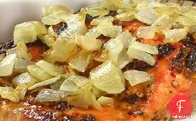 Salmone piccante con cipolle caramellate