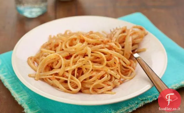 Pasta Dispensa con Salsa Romesco
