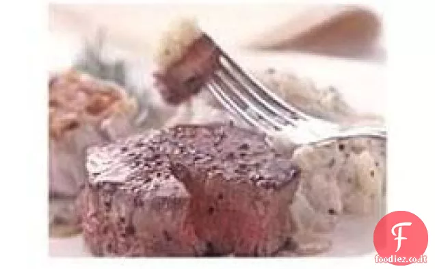 Filet Mignon con salsa di senape di pepe
