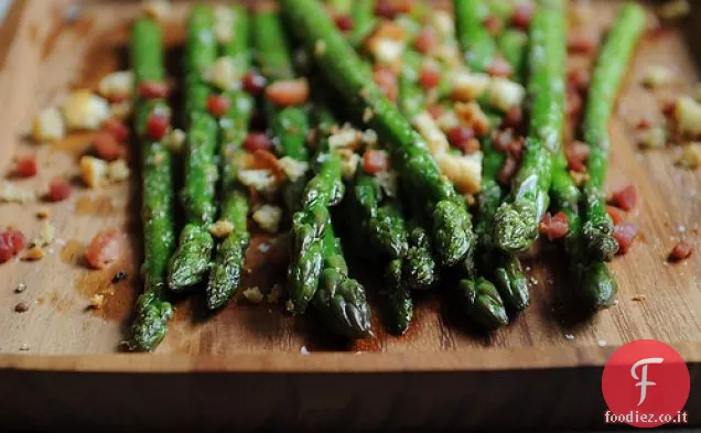 Asparagi con Pancetta