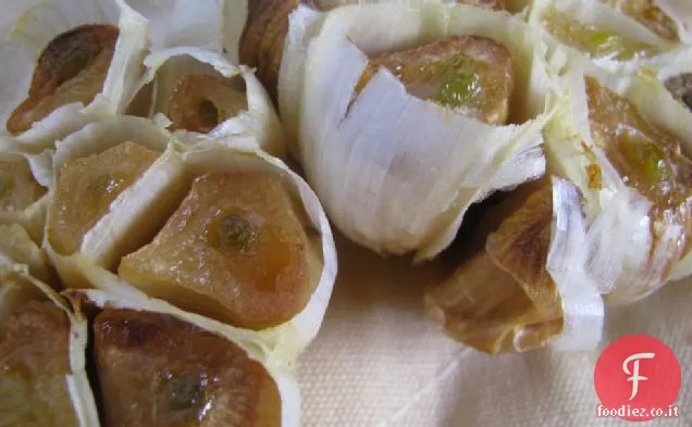 Asparagi alla griglia con aceto di aglio arrosto