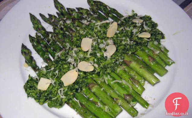 Pesto di Prezzemolo su asparagi